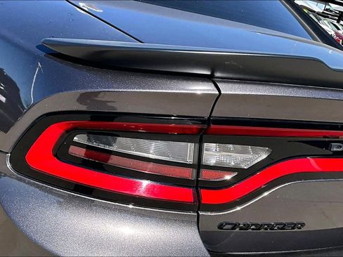Used 2020 Dodge Charger SXT w/ Blacktop Package image 29