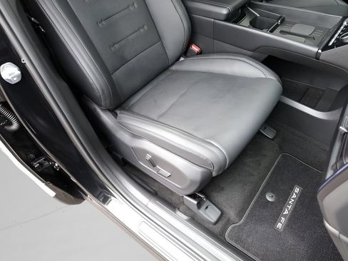 Used 2025 Hyundai Santa Fe Calligraphy AWD/4WD image 26