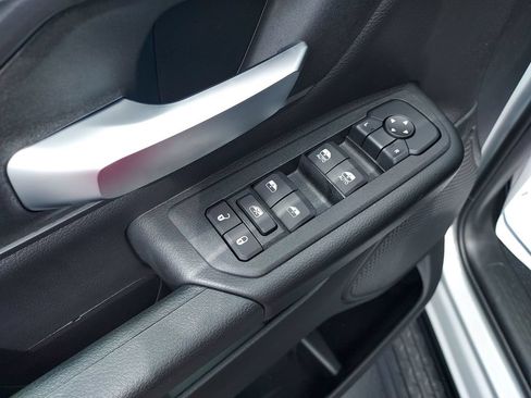 New 2026 RAM 1500 Express AWD/4WD image 19