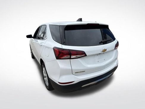 Used 2023 Chevrolet Equinox LT FWD image 9