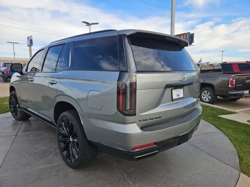 Used 2025 Cadillac Escalade Sport Platinum w/ LPO, ONYX Package image 6