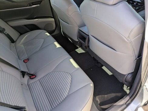 Used 2021 Toyota Camry SE w/ Convenience Package image 32