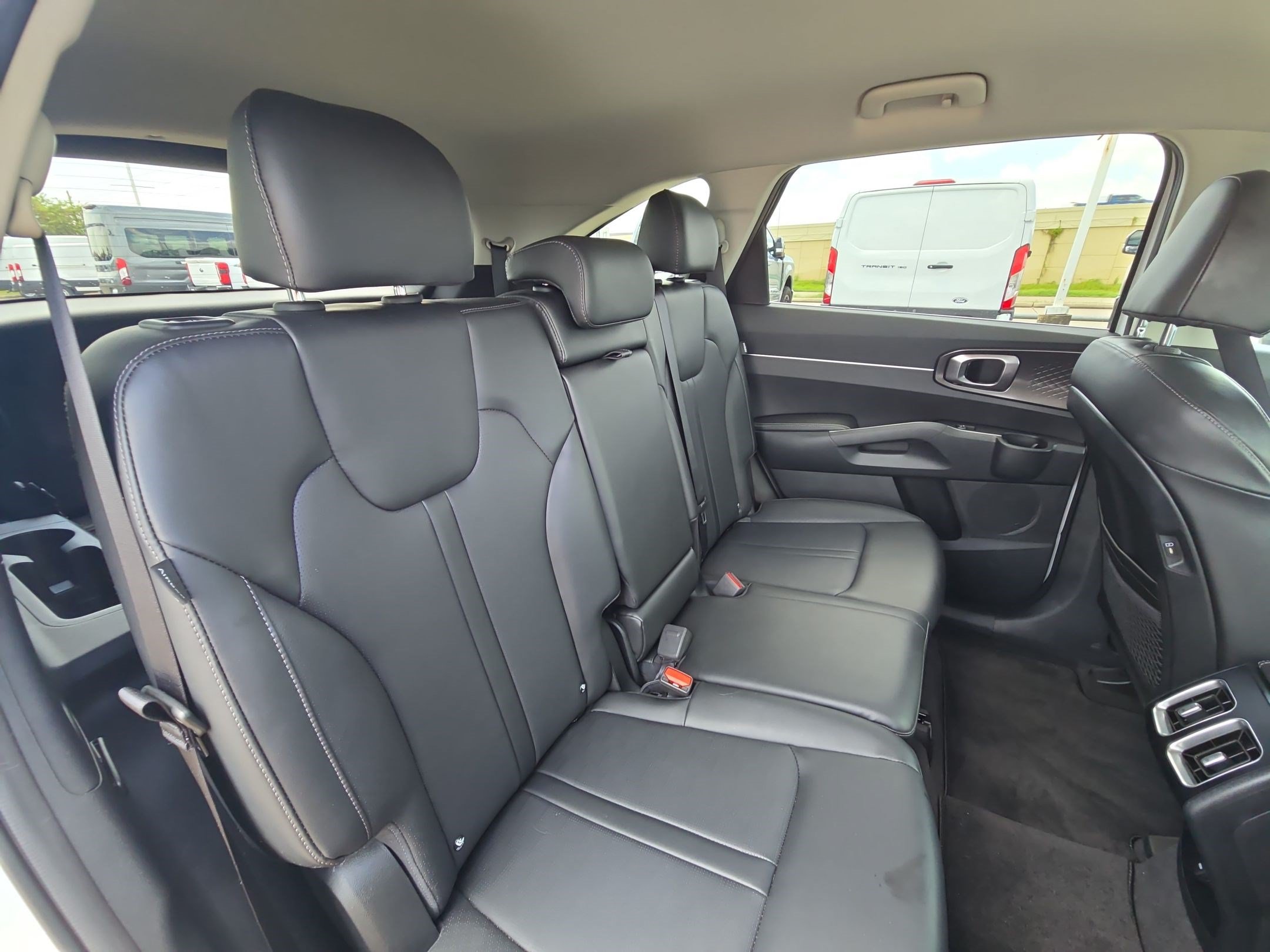 Used 2025 Kia Sorento S FWD image 55