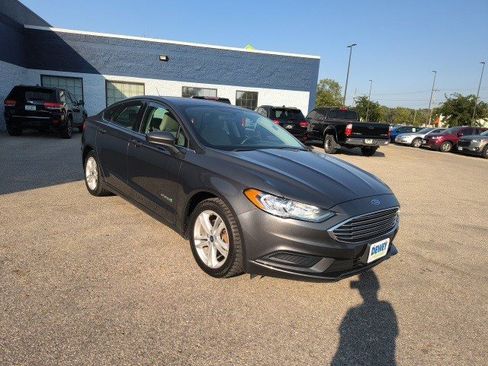 Used 2018 Ford Fusion S image 7