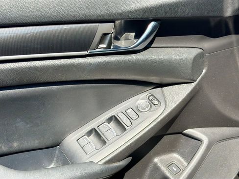 Used 2022 Honda Accord Sport Special Edition image 18