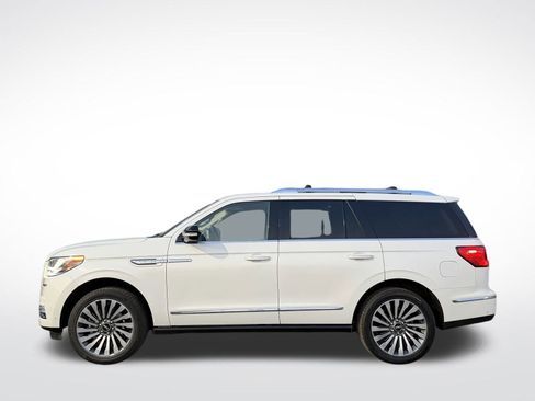 Used 2020 Lincoln Navigator Reserve w/ Luxury Package image 11