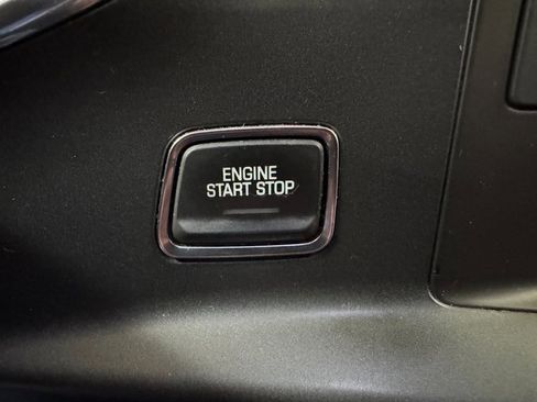 Used 2014 Chevrolet Corvette Base w/ 2LT Preferred Equipment Group image 11