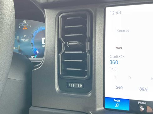 Used 2025 Ford Bronco 4-Door image 34