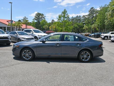 Used 2023 Honda Accord EX image 2