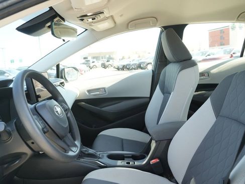 Used 2024 Toyota Corolla XLE image 23