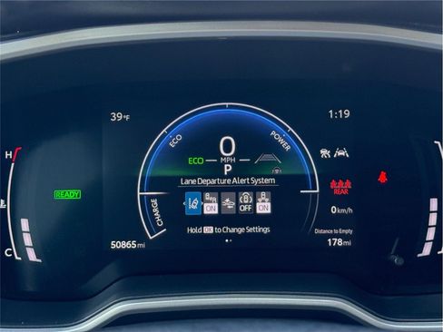 Used 2024 Toyota Corolla XLE image 16