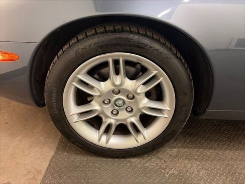 Used 2001 Jaguar XK8 Convertible image 30