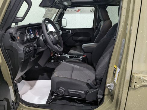 New 2026 Jeep Gladiator Mojave image 16