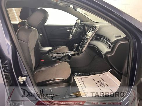 Used 2015 Chevrolet Malibu LT FWD image 39