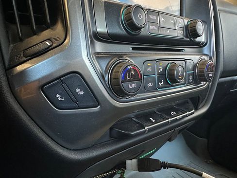 Used 2018 Chevrolet Silverado 1500 LT w/ All Star Edition AWD/4WD image 6