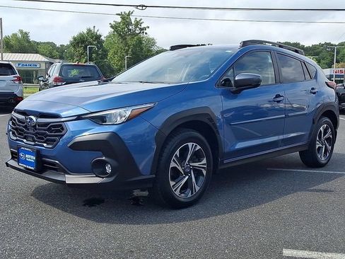 Used 2024 Subaru Crosstrek 2.0i Premium AWD/4WD image 3