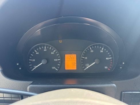 Used 2014 Mercedes-Benz Sprinter 2500 image 24