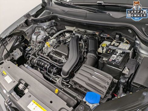 Used 2025 Volkswagen Taos S image 33