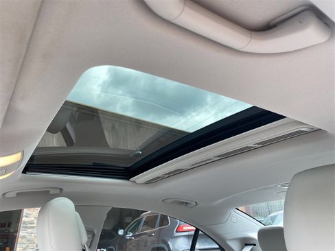 Used 2015 Mercedes-Benz CLS 400 4MATIC w/ Premium 2 Package image 32