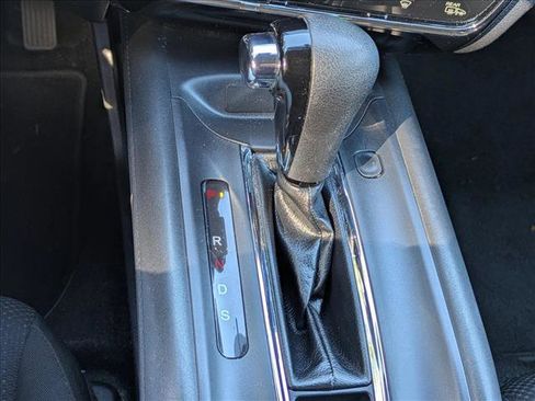 Used 2018 Honda HR-V EX image 13