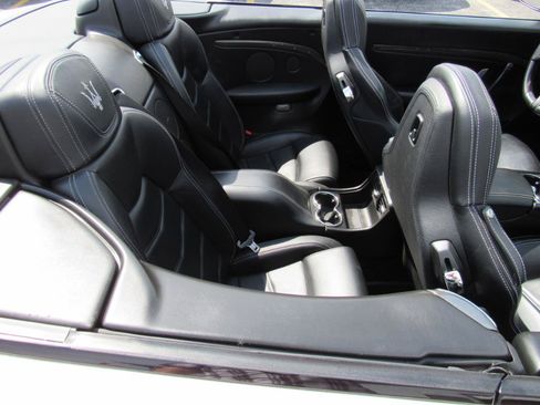 Used 2014 Maserati GranTurismo MC RWD image 37