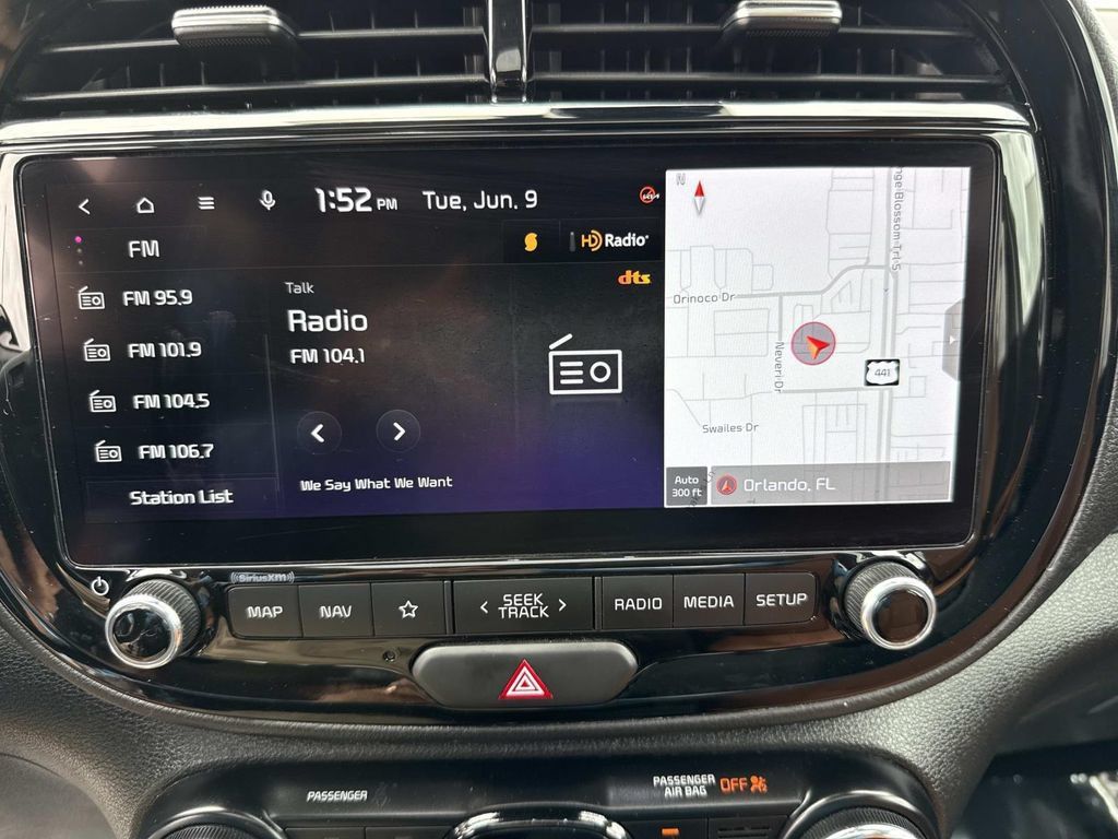 Used 2024 Kia Soul EX w/ Option Group 015 FWD image 28