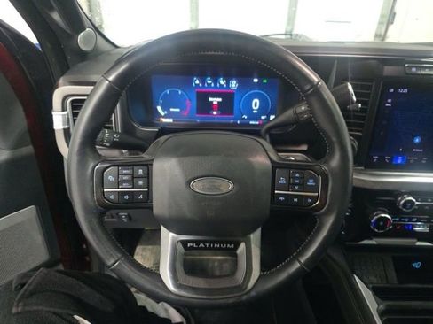 Used 2024 Ford F250 Platinum AWD/4WD image 11