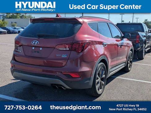 Used 2017 Hyundai Santa Fe Sport image 3