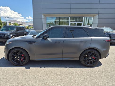 Used 2024 Land Rover Range Rover Sport Dynamic SE AWD/4WD image 7