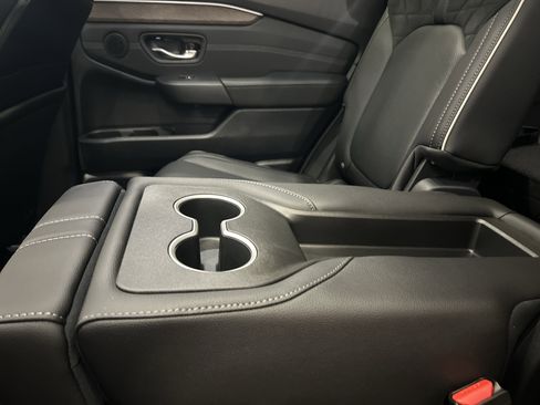 Used 2026 Honda Pilot Elite image 27