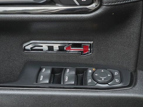 Used 2023 GMC Sierra 1500 AT4 image 28