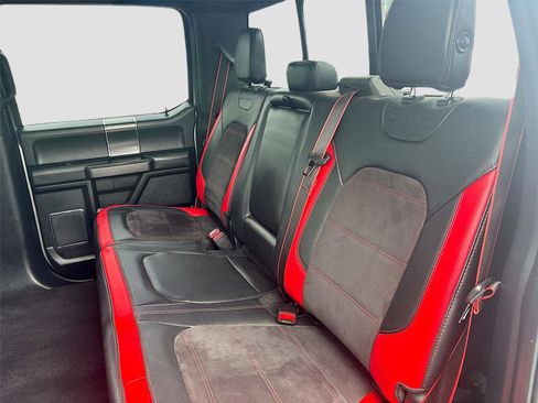 Used 2017 Ford F150 Lariat image 28