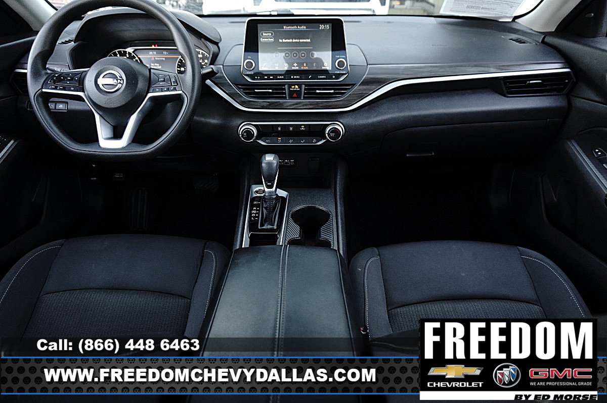 Used 2025 Nissan Altima 2.5 SV FWD image 7