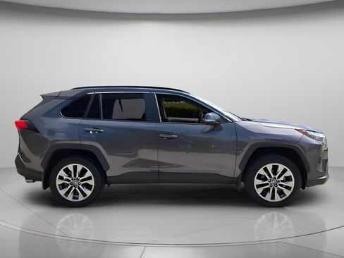 Used 2024 Toyota RAV4 XLE Premium FWD image 7
