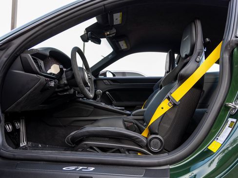 Certified 2026 Porsche 911 GT3 RWD image 31