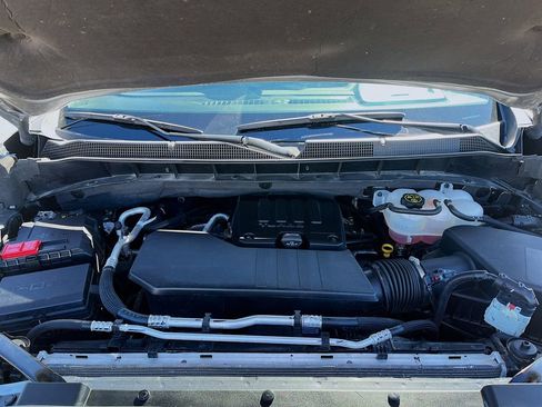 Used 2023 Chevrolet Silverado 1500 LT image 30