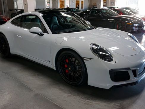 Used 2018 Porsche 911 GT3 RS image 4