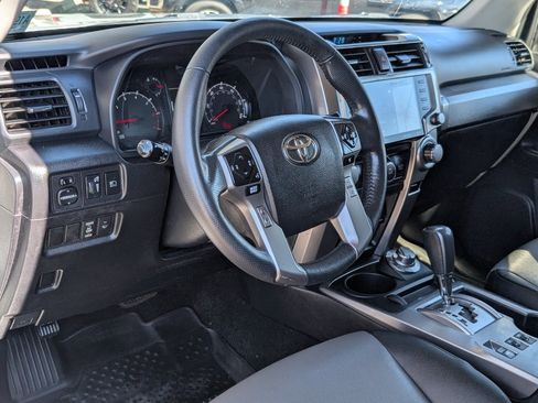 Used 2022 Toyota 4Runner SR5 Premium w/ Moonroof Package AWD/4WD image 14