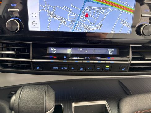 Certified 2023 Toyota Sienna XSE image 31