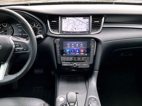 Used 2019 INFINITI QX50 Essential w/ Protection Package FWD image 12