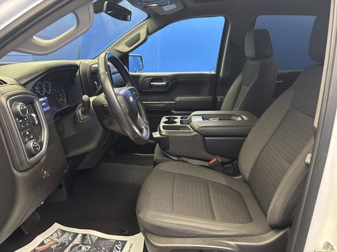 Used 2022 Chevrolet Silverado 1500 LT w/ Z71 Off-Road Package AWD/4WD image 12