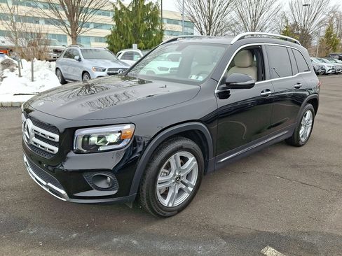 Certified 2023 Mercedes-Benz GLB 250 4MATIC image 3