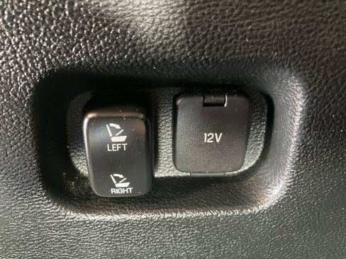 Used 2018 Ford Edge SEL w/ Equipment Group 201A AWD/4WD image 30