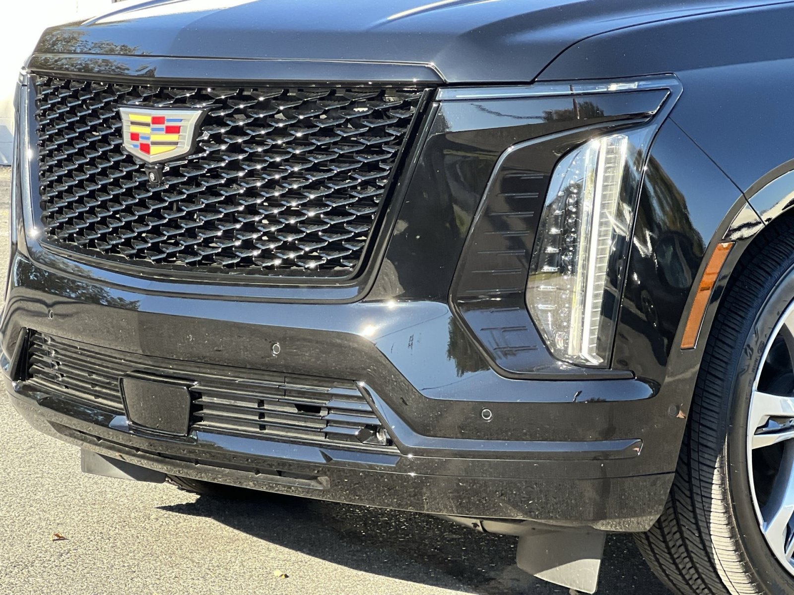 Used 2026 Cadillac Escalade Platinum Sport AWD/4WD image 29