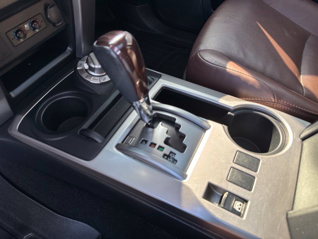 Used 2018 Toyota 4Runner Limited AWD/4WD image 27