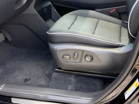 New 2026 Buick Enclave Sport Touring w/ Power Package FWD image 18