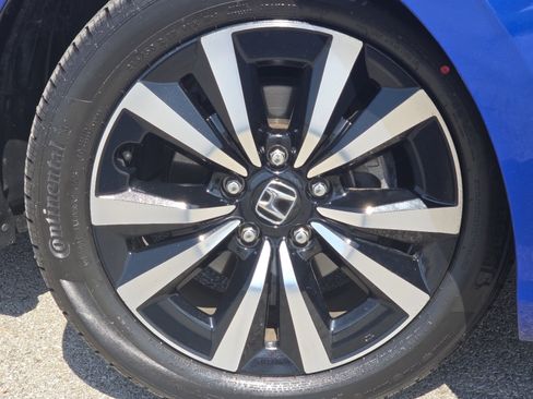 Used 2023 Honda Civic EX image 11