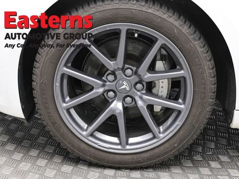 Used 2018 Tesla Model 3 Long Range image 24