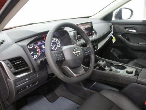 New 2026 Nissan Rogue SV image 33