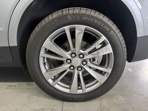 Certified 2025 Cadillac XT5 Premium Luxury image 15